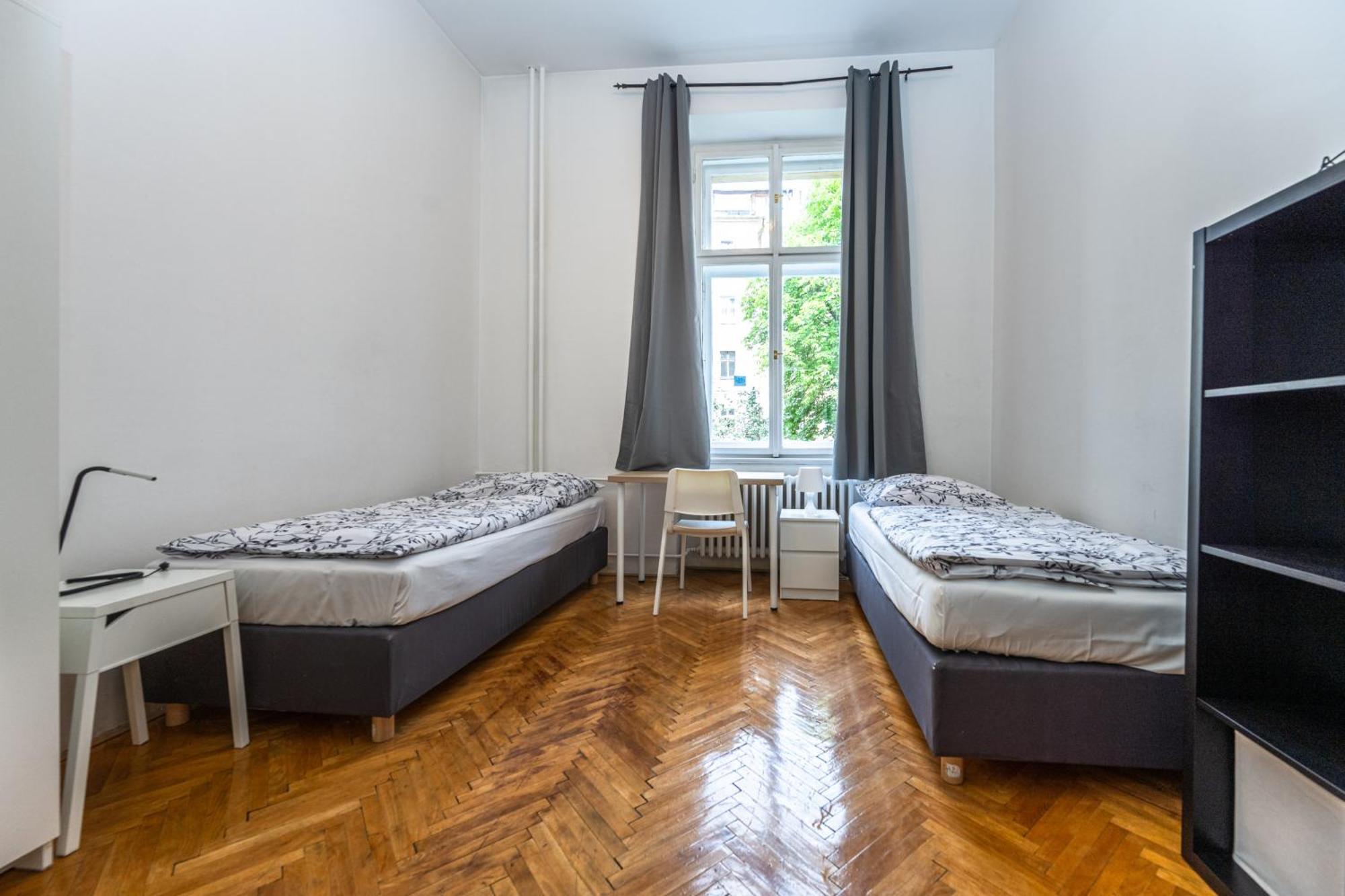 Apartments Safarikova 18 Prague Exterior photo