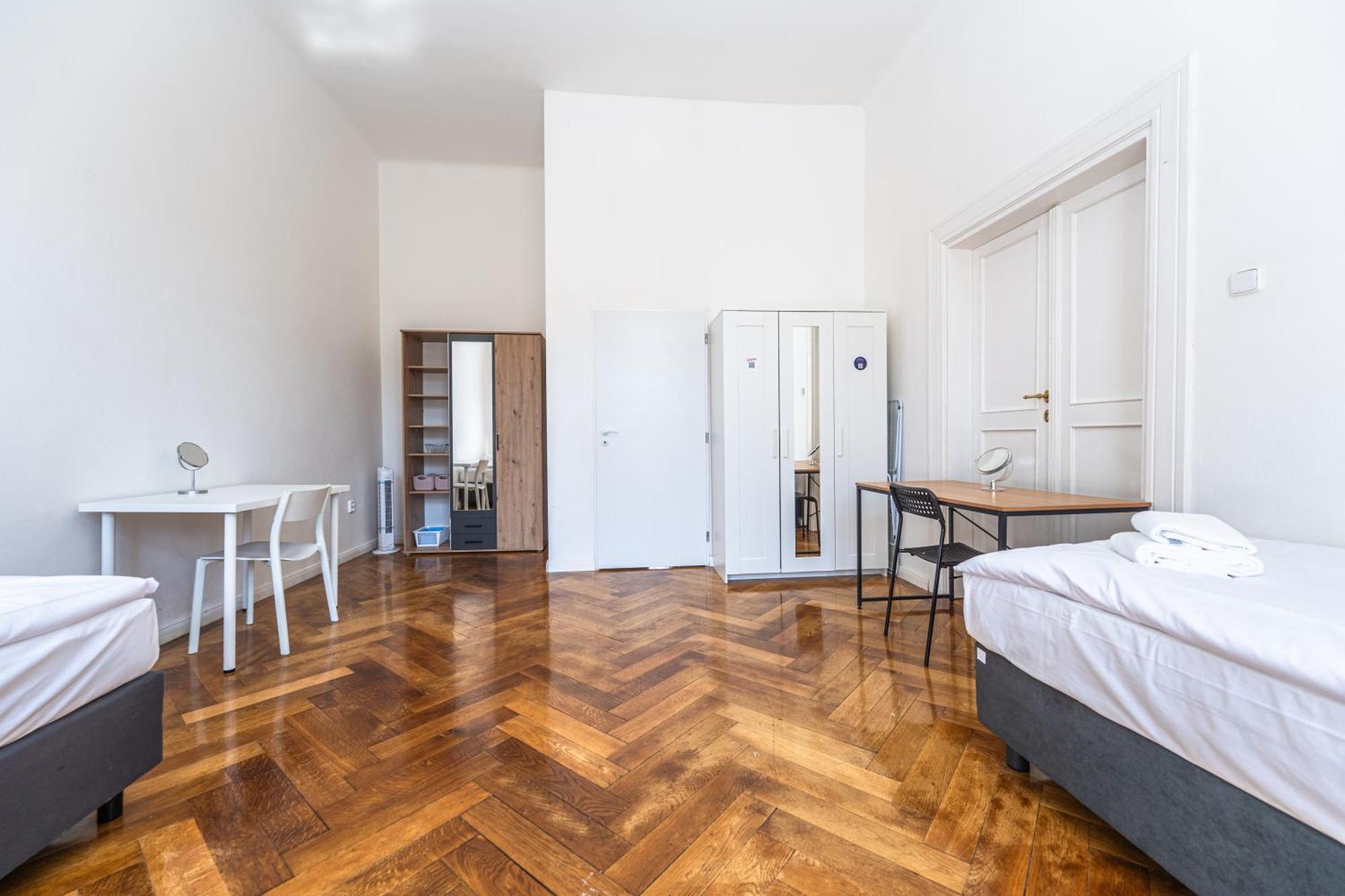Apartments Safarikova 18 Prague Exterior photo