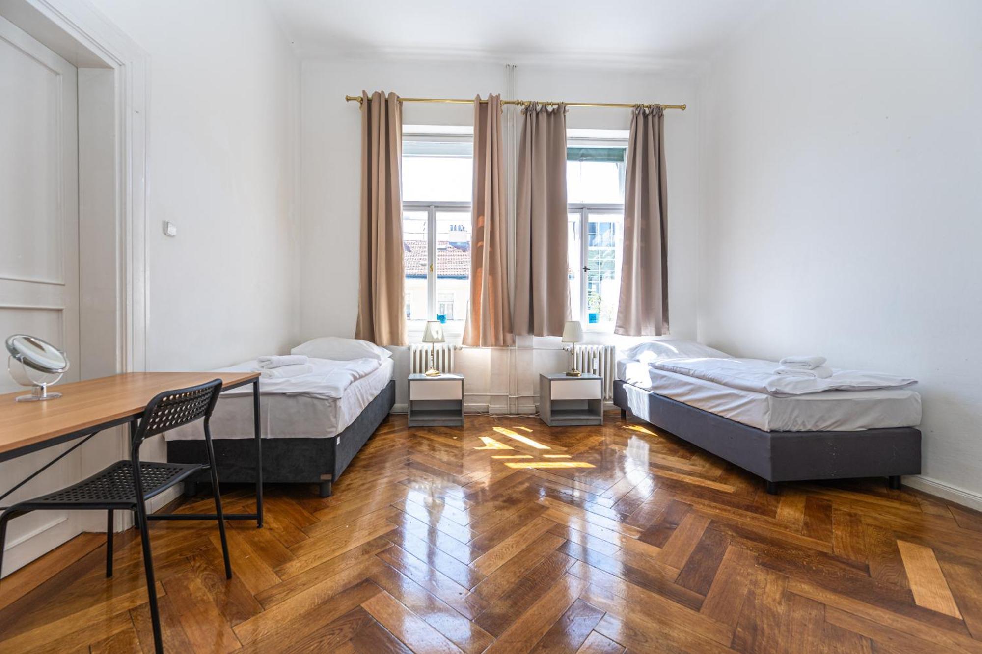 Apartments Safarikova 18 Prague Exterior photo